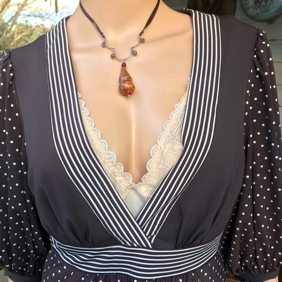 Y2K BCBG Max Azaria Midi Dress. EUC- Boho, 70s style, 3/4 sleeves. Size M - Picture 7 of 11